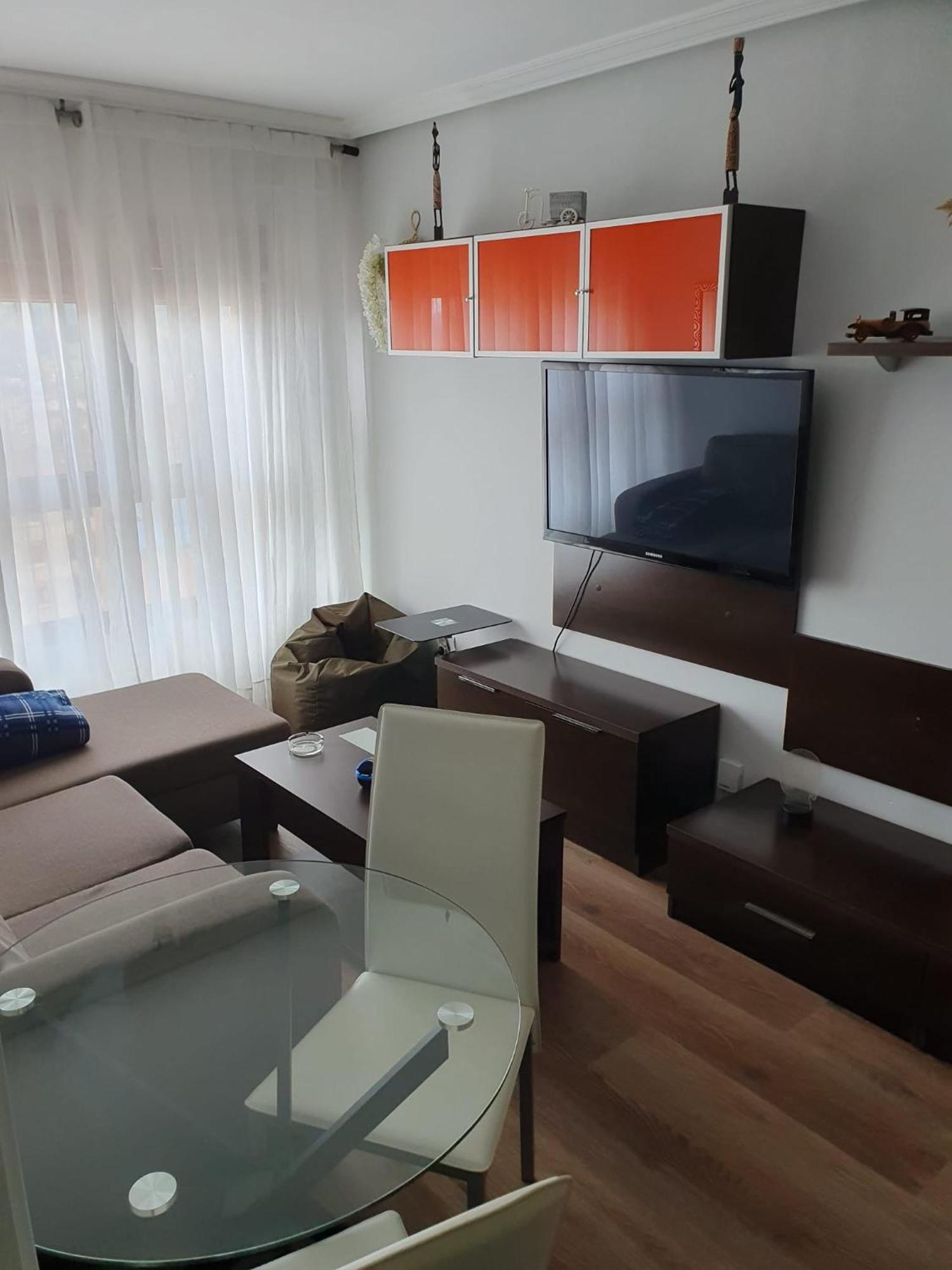 Vistas Monte Naranco Con Parking 5euros Al Dia Apartamento *